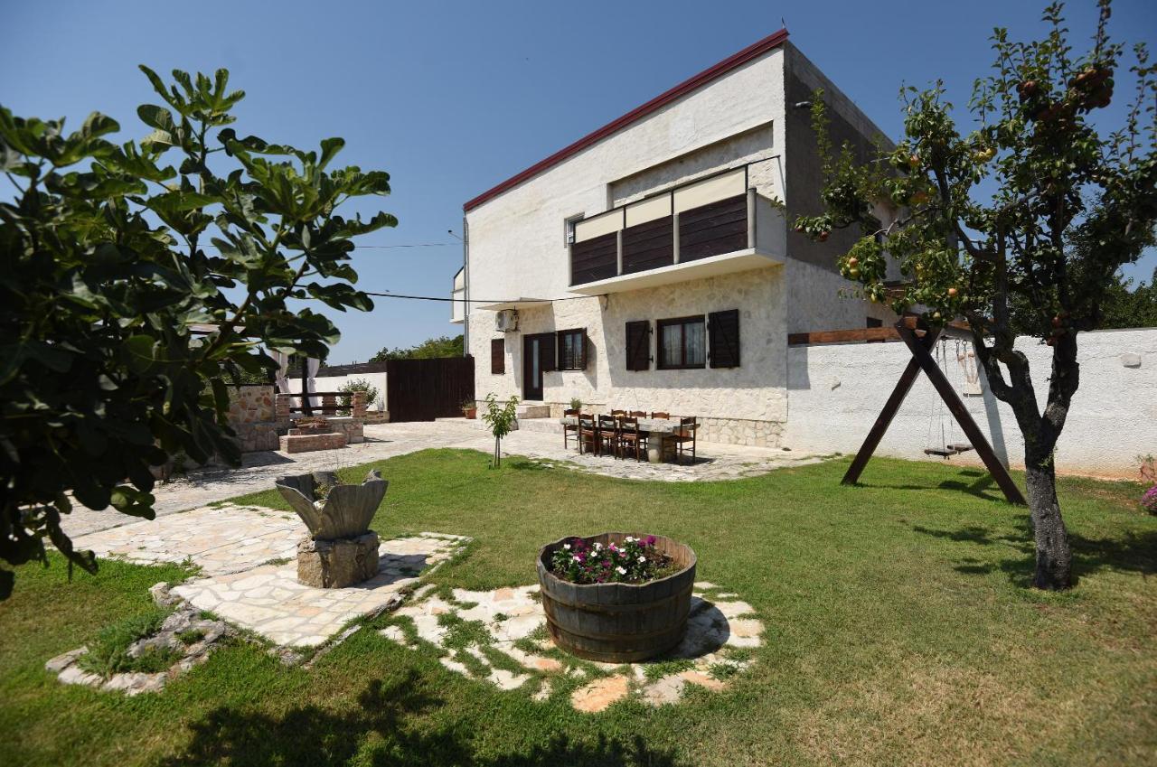 House & Apartment Palaca Donji Zemunik Buitenkant foto