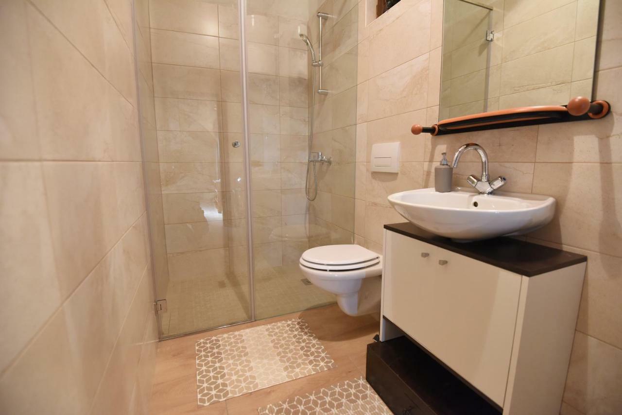 House & Apartment Palaca Donji Zemunik Buitenkant foto